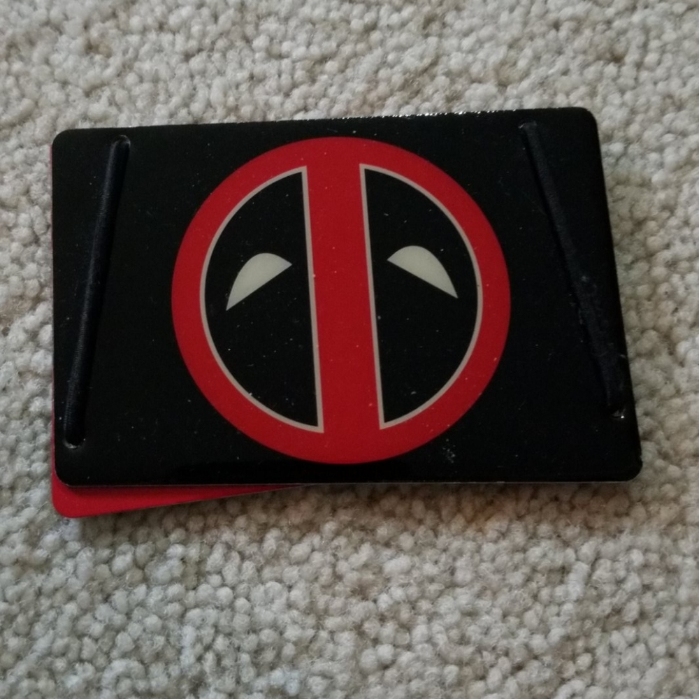 Marvel Deadpool bungee wallet